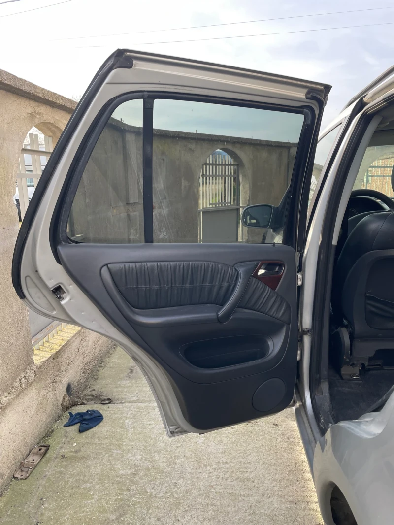 Mercedes-Benz ML, снимка 12 - Автомобили и джипове - 52841206