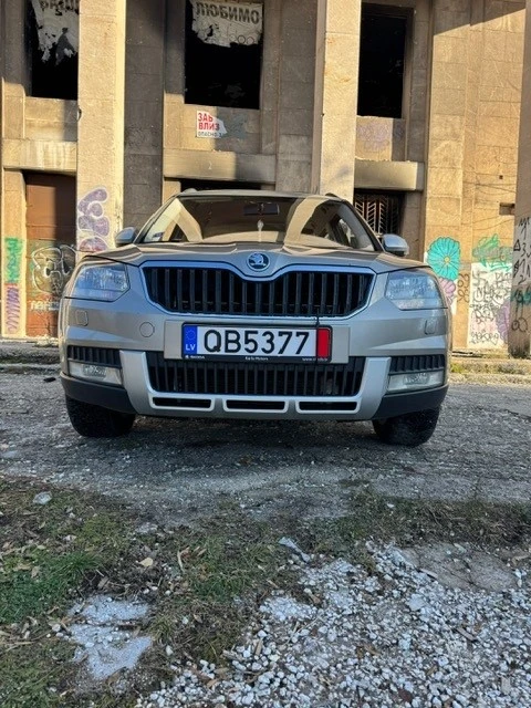 Skoda Yeti, снимка 4 - Автомобили и джипове - 48131181