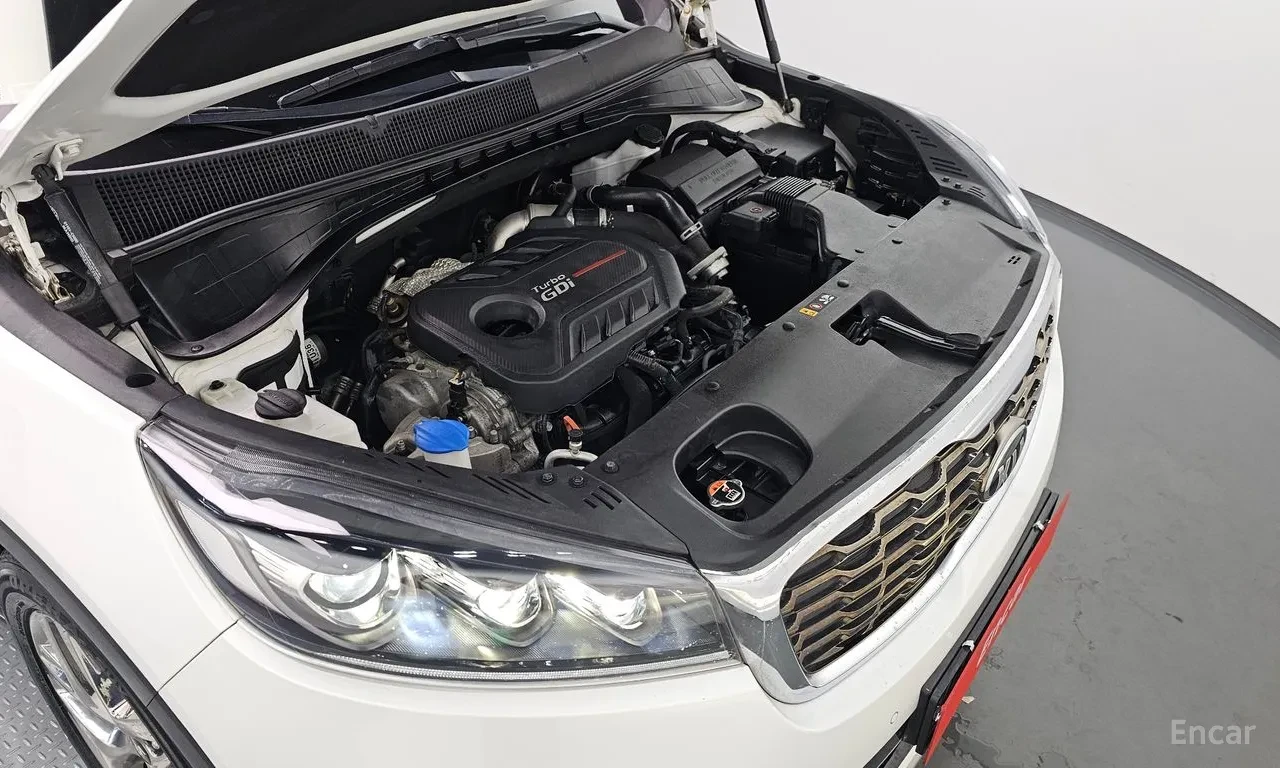 Kia Sorento TURBO, снимка 5 - Автомобили и джипове - 54734259