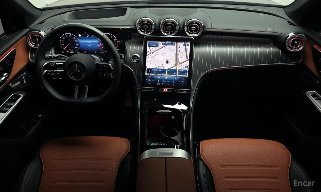 Mercedes-Benz GLC 300 4MATIC* AMG LINE* ПОДГРЕВ* ОБДУХВАНЕ* , снимка 3 - Автомобили и джипове - 54878842