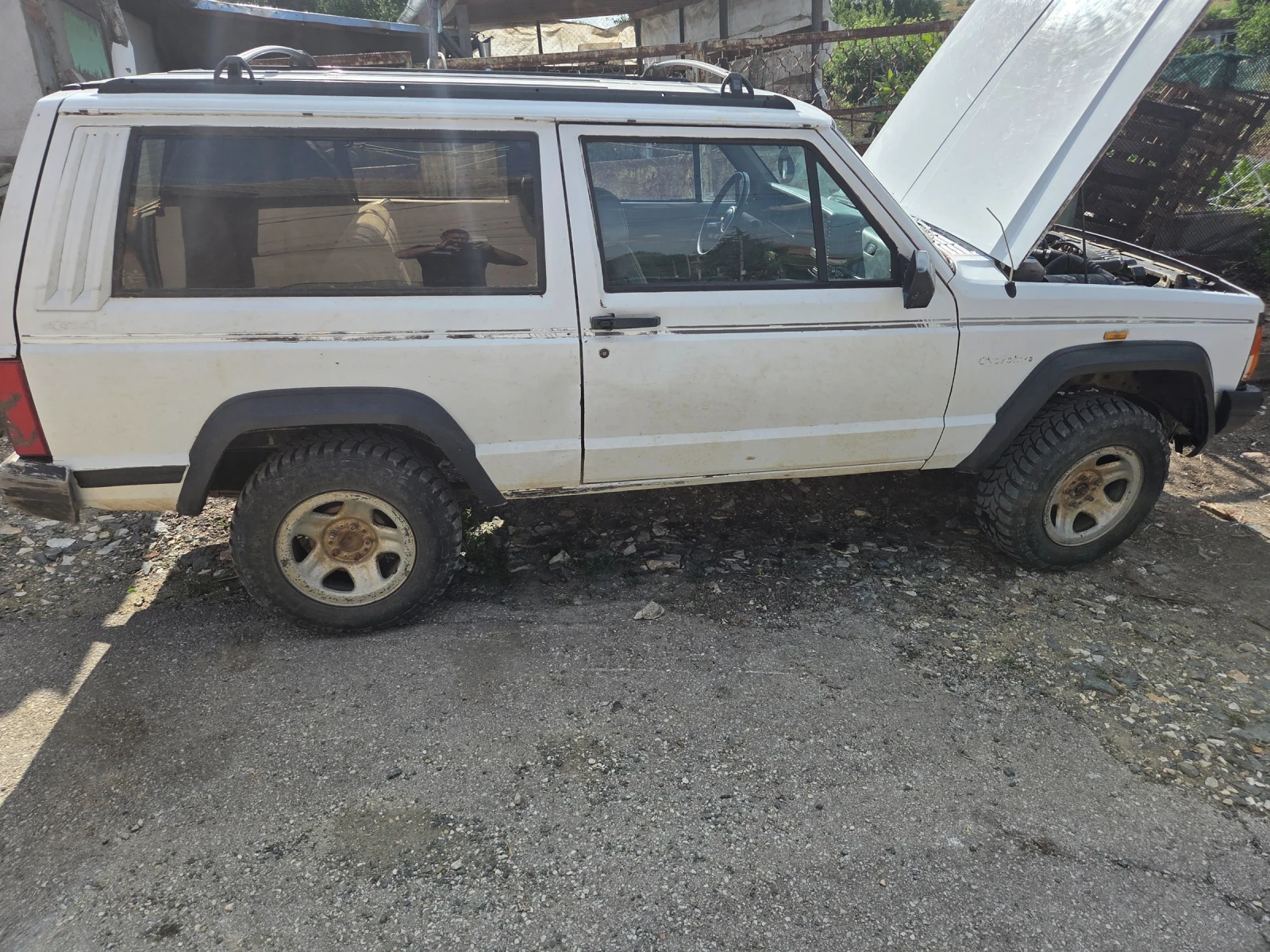 Jeep Cherokee, снимка 7 - Автомобили и джипове - 54988301