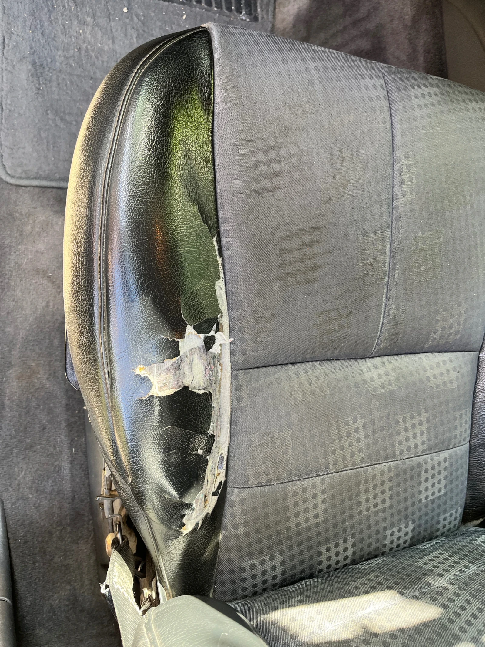 Mercedes-Benz ML 270, снимка 8 - Автомобили и джипове - 55223726
