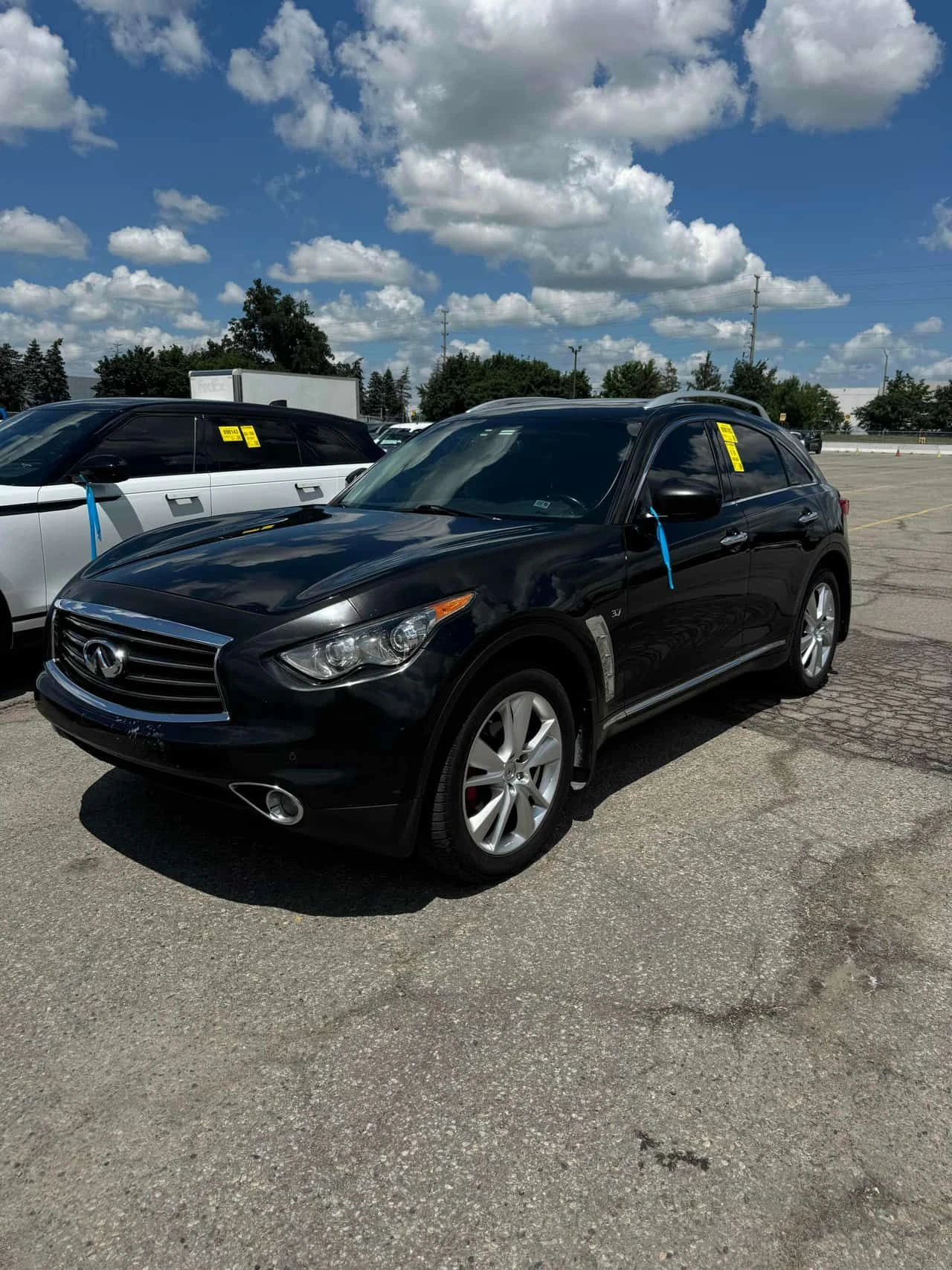 Infiniti QX70 * Premium * АВТОКРЕДИТ БЕЗ ПЪРВОНАЧАЛНА ВНОСКА* , снимка 3 - Автомобили и джипове - 55309988