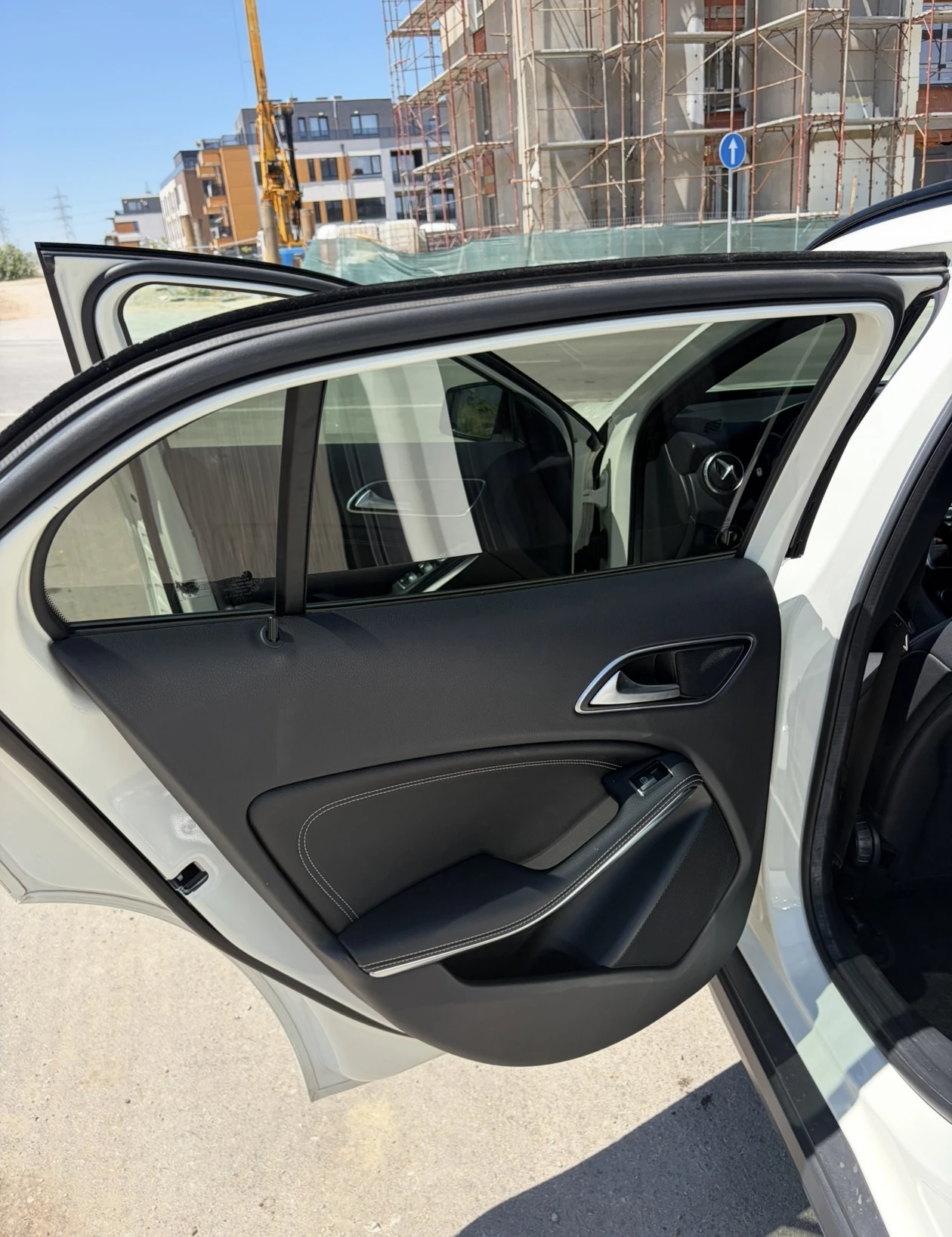 Mercedes-Benz GLA 200, снимка 17 - Автомобили и джипове - 55509827