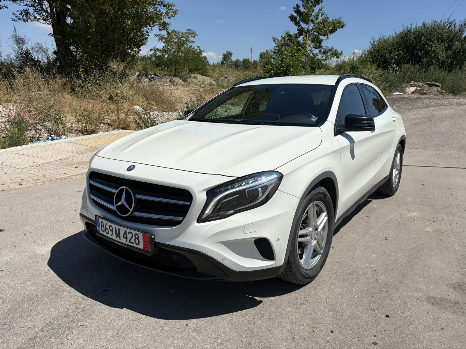 Mercedes-Benz GLA 200, снимка 2 - Автомобили и джипове - 55509827