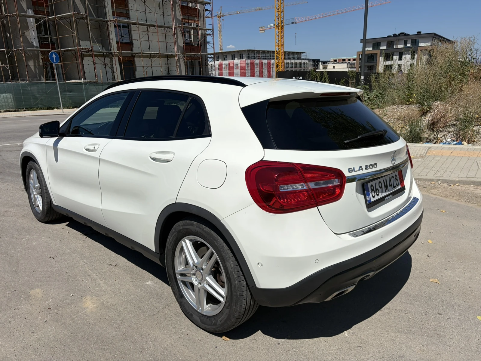 Mercedes-Benz GLA 200, снимка 4 - Автомобили и джипове - 55509827