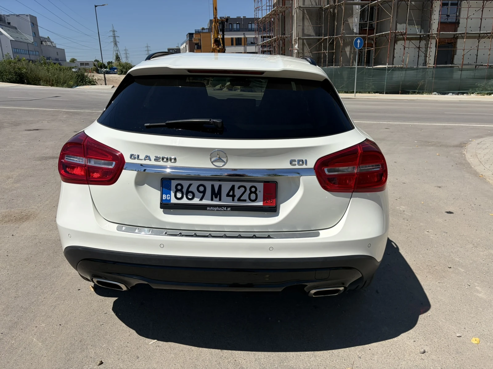 Mercedes-Benz GLA 200, снимка 5 - Автомобили и джипове - 55509827