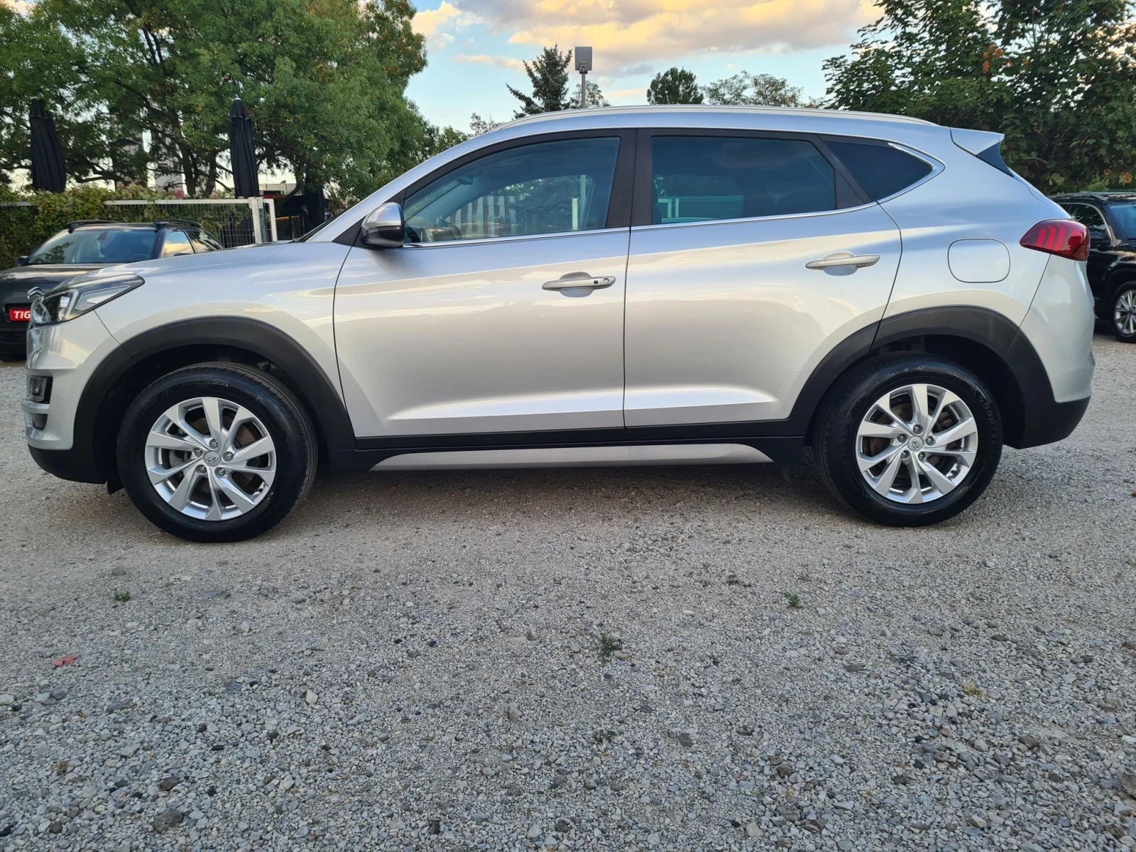 Hyundai Tucson 1.6CRDI 136p.s / EVRO 6B , снимка 7 - Автомобили и джипове - 55950509