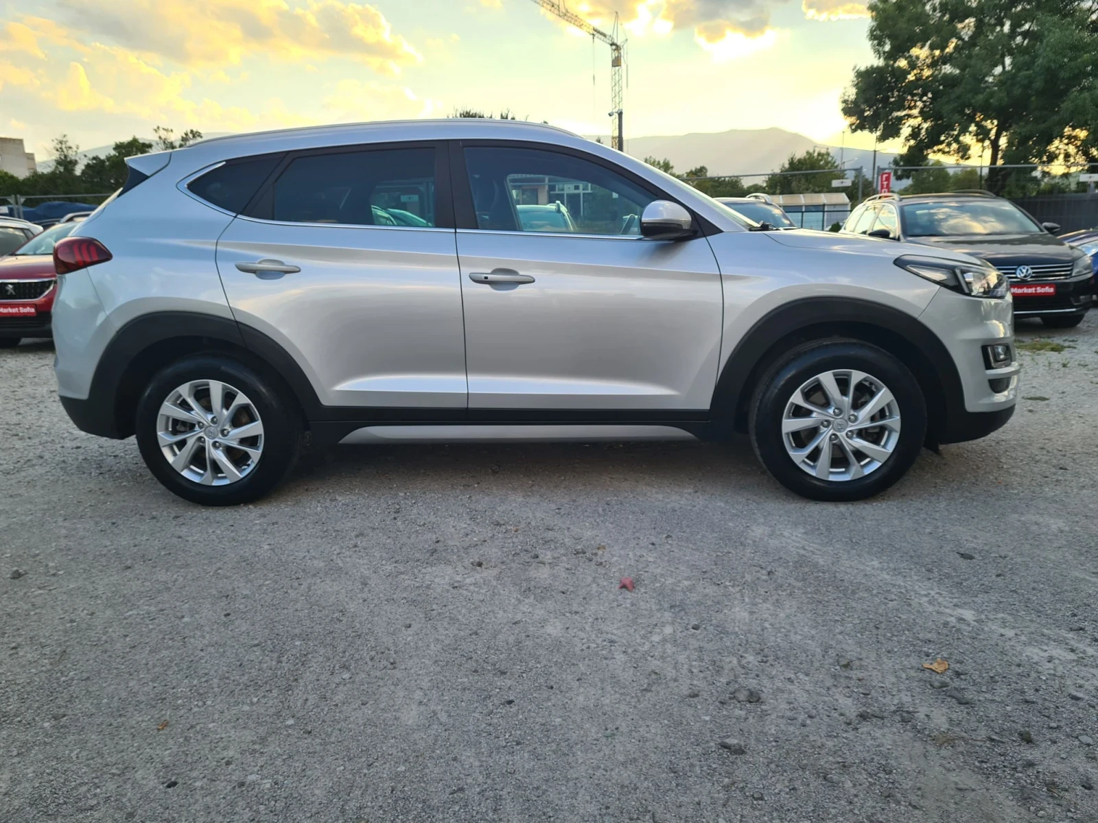 Hyundai Tucson 1.6CRDI 136p.s / EVRO 6B , снимка 4 - Автомобили и джипове - 55950509
