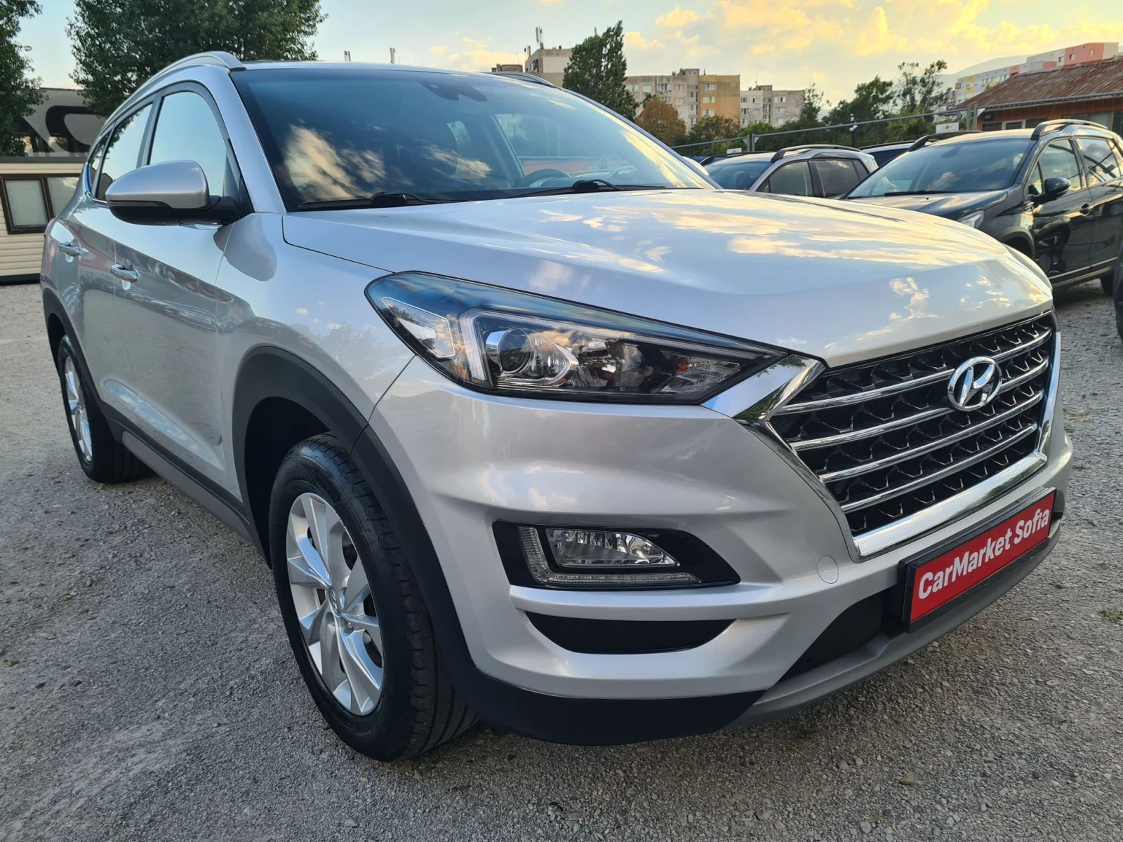 Hyundai Tucson 1.6CRDI 136p.s / EVRO 6B , снимка 3 - Автомобили и джипове - 55950509