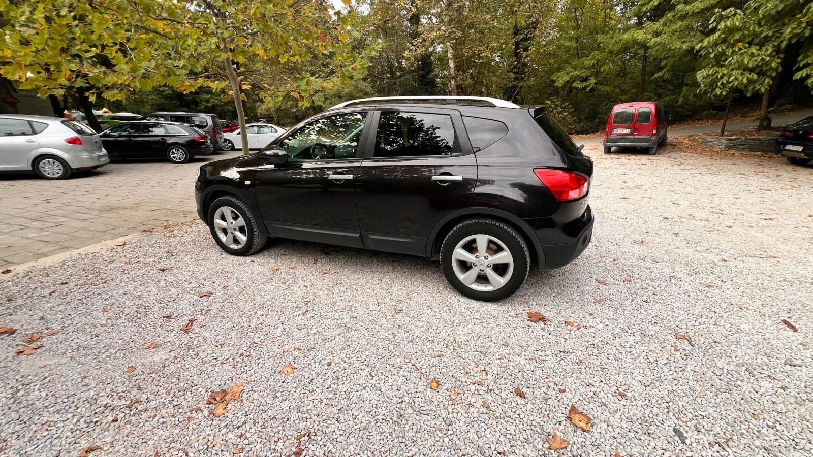 Nissan Qashqai 2, 0i , 4x4, газ , бензин , снимка 10 - Автомобили и джипове - 55990524