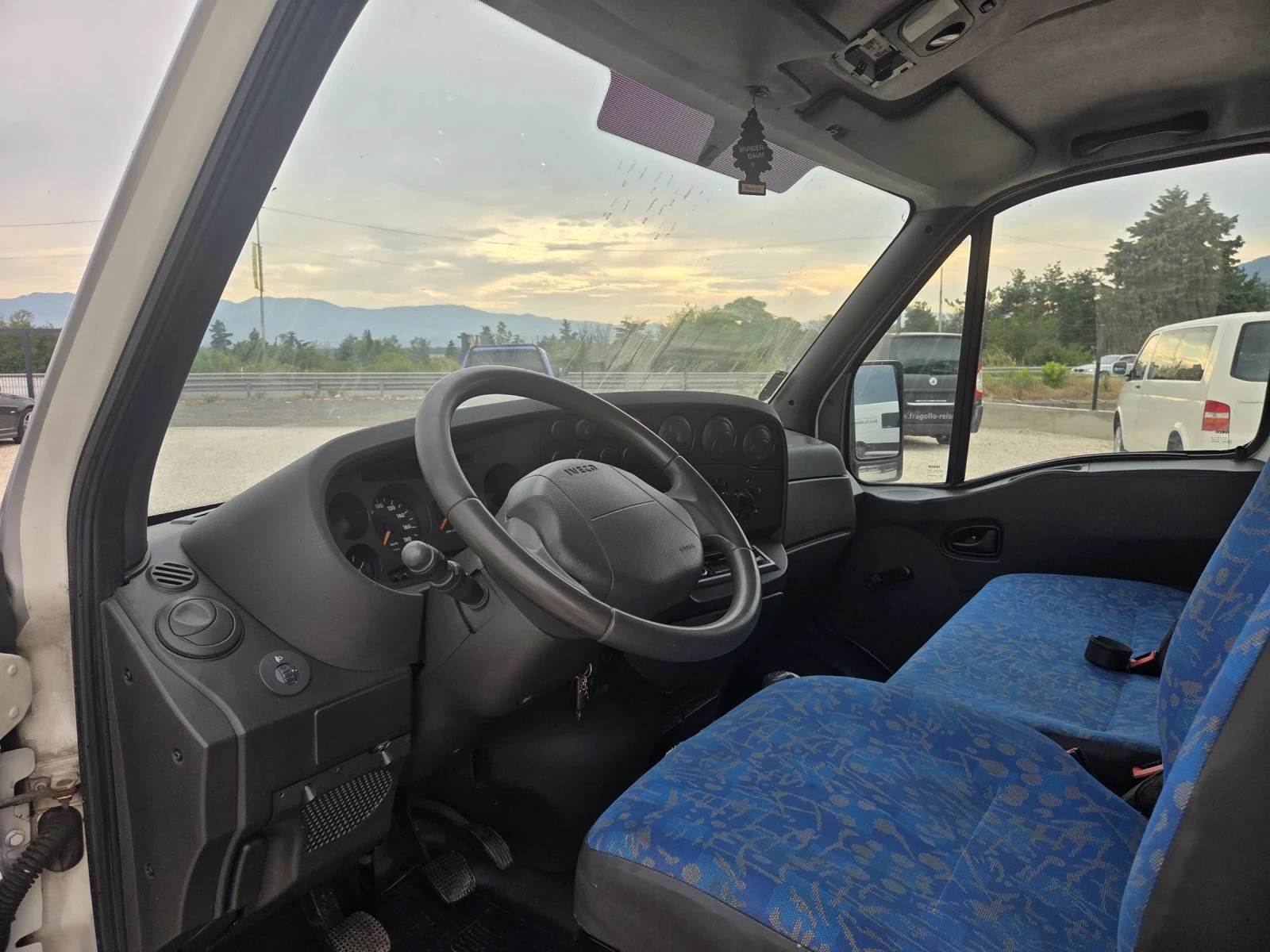 Iveco Daily, снимка 7 - Бусове и автобуси - 54883137