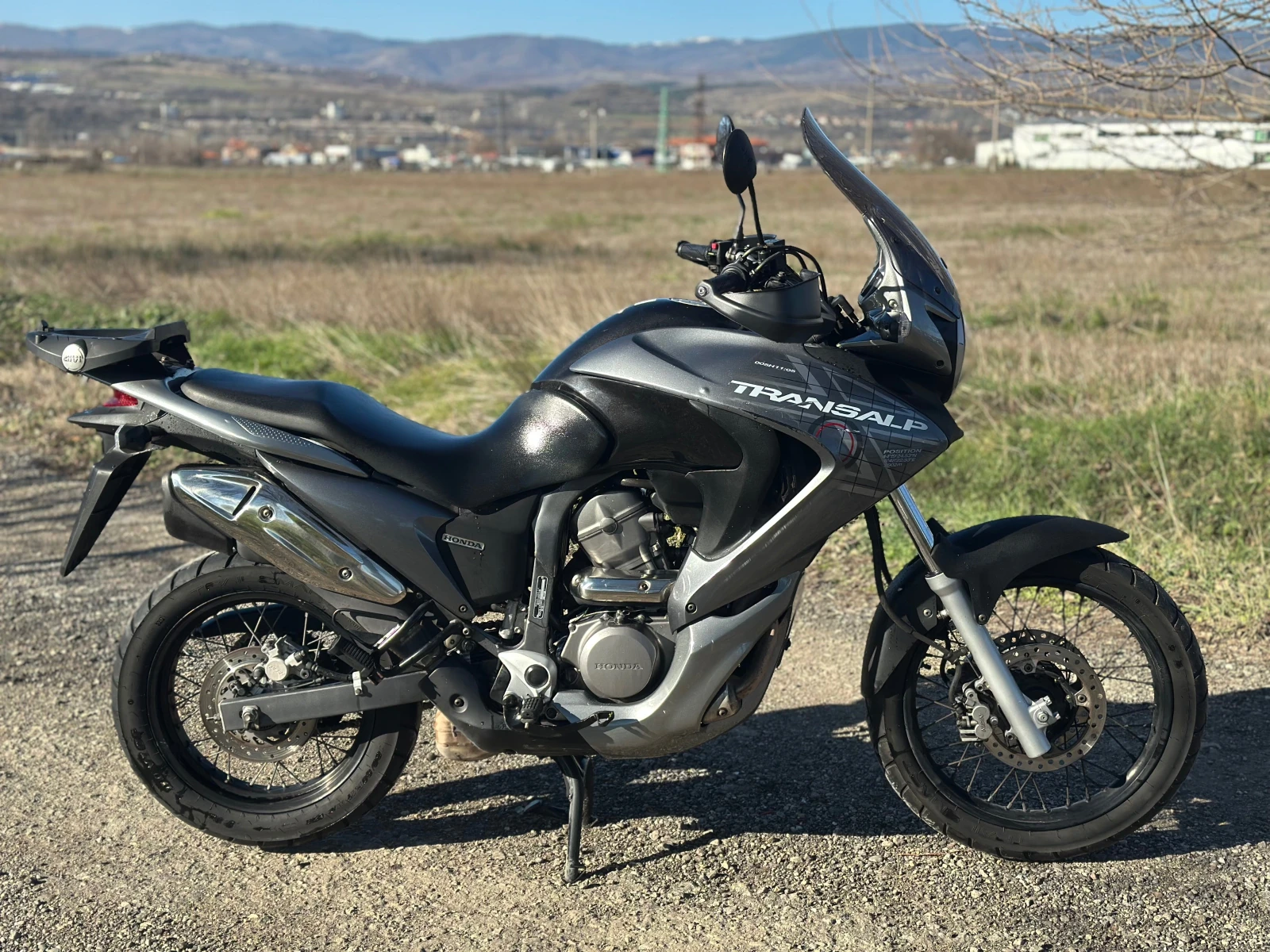 Honda Xlv TRANSALP 700cc - изображение 2