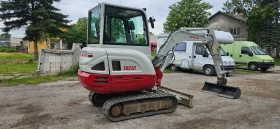 Багер Takeuchi TB 230, снимка 3