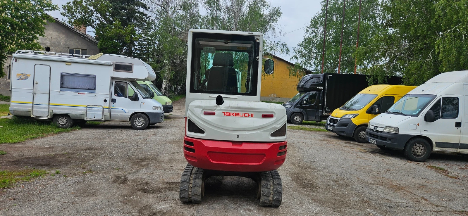 Багер Takeuchi TB 230, снимка 2 - Индустриална техника - 54484496