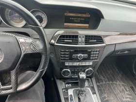 Mercedes-Benz C 300 * CARFAX * ЦЕНА ДО БГ, снимка 9