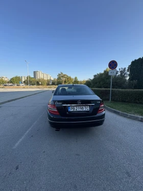 Mercedes-Benz 220, снимка 7