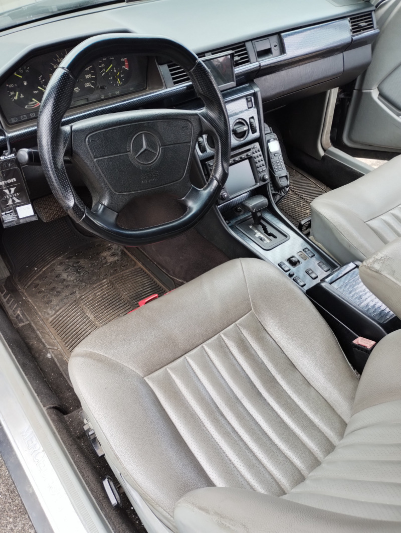 Mercedes-Benz 124 CE, снимка 16 - Автомобили и джипове - 43191651