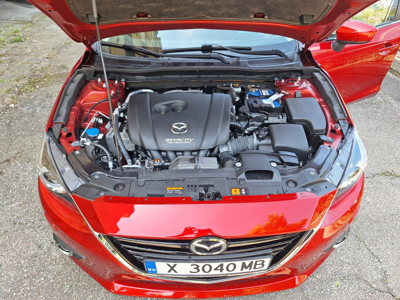 Mazda 3 2.0i SkyActive, снимка 14 - Автомобили и джипове - 45794187