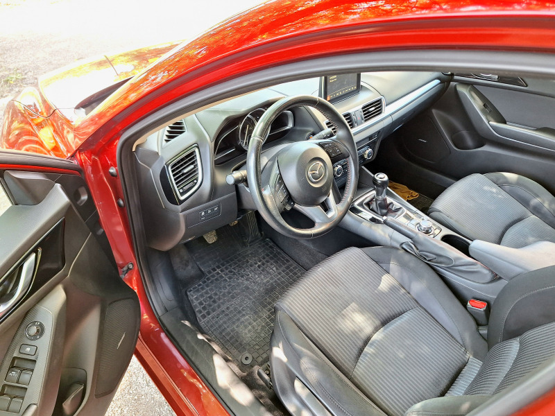 Mazda 3 2.0i SkyActive, снимка 8 - Автомобили и джипове - 45794187