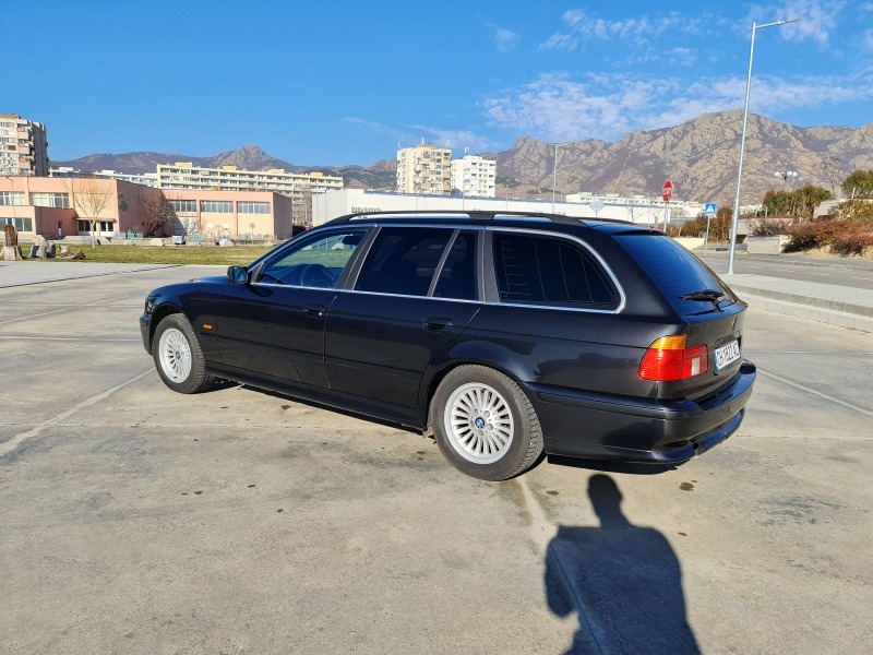 BMW 525, снимка 4 - Автомобили и джипове - 46044360