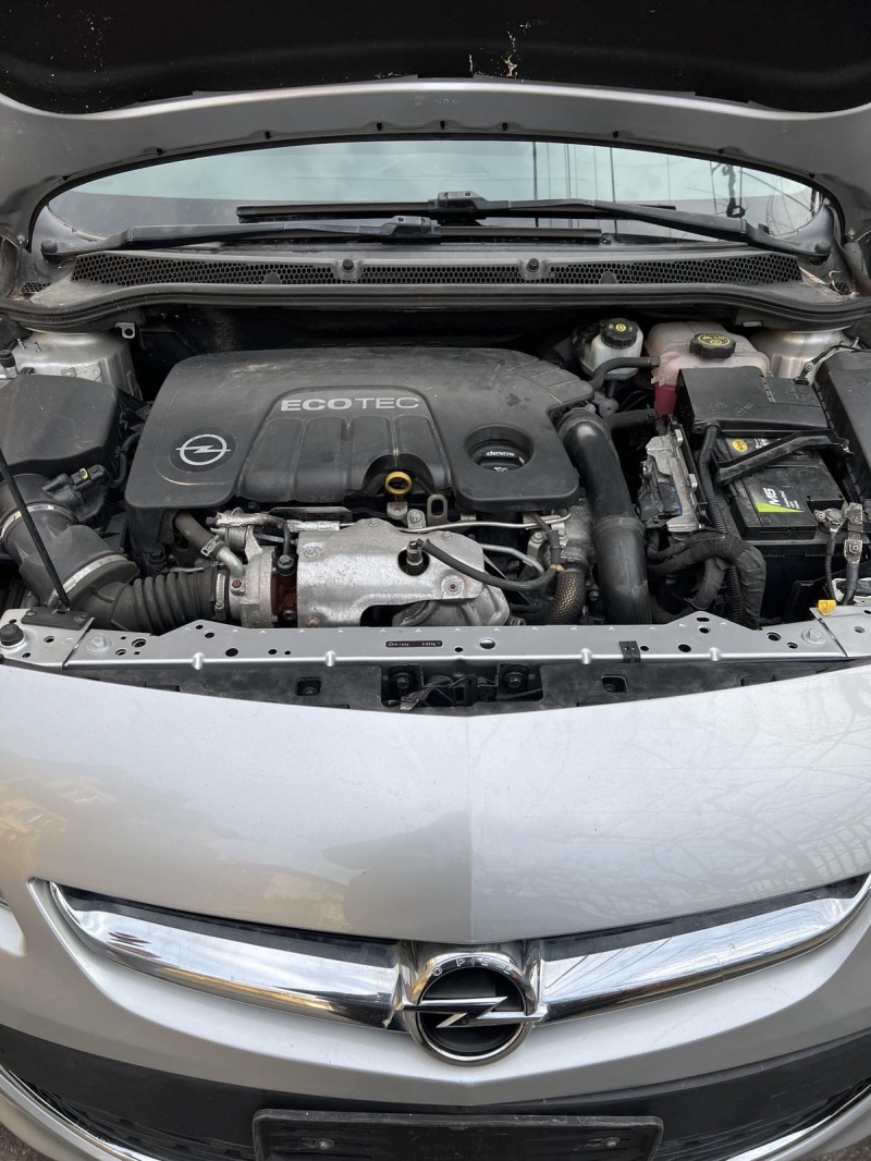 Opel Astra, снимка 17 - Автомобили и джипове - 46042551