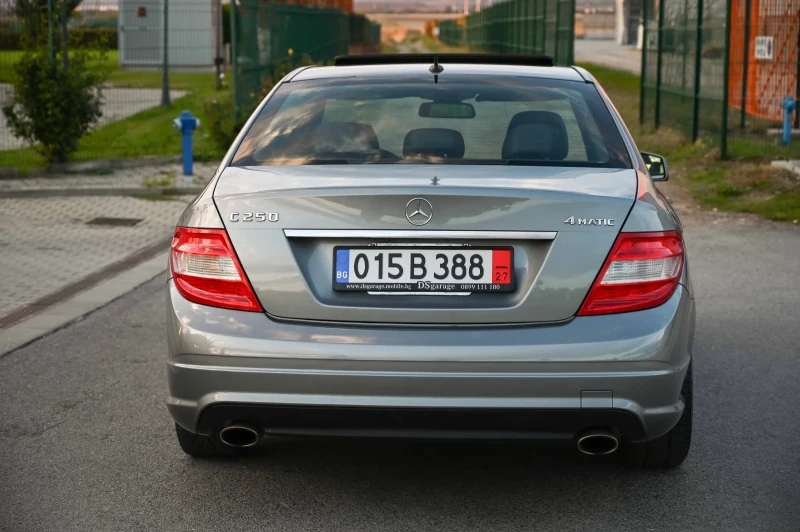 Mercedes-Benz C 250 AMG* 4Matic* V6* Avantgarde* Подгрев* КОЖА, снимка 7 - Автомобили и джипове - 47440845