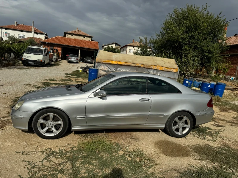 Mercedes-Benz CLK 270 cdi, снимка 3 - Автомобили и джипове - 47463085