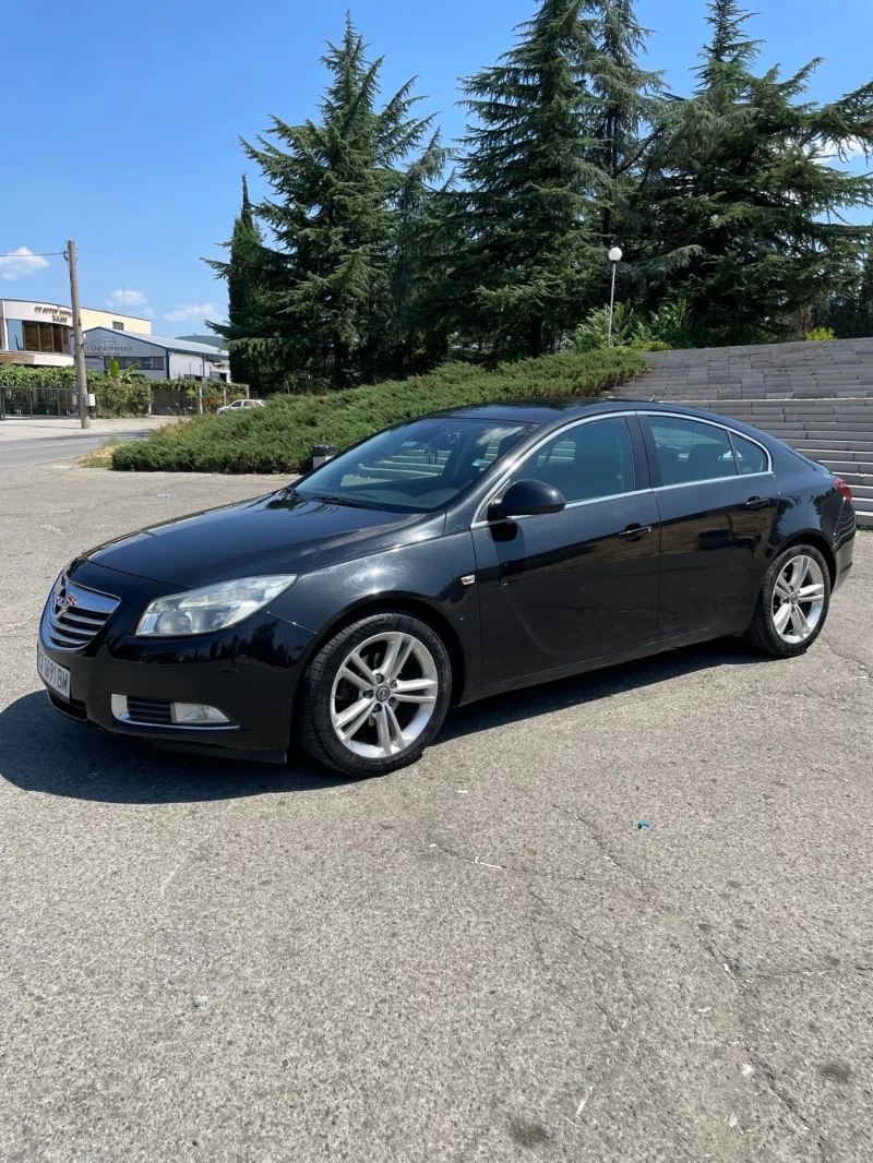 Opel Insignia, снимка 2 - Автомобили и джипове - 47554999