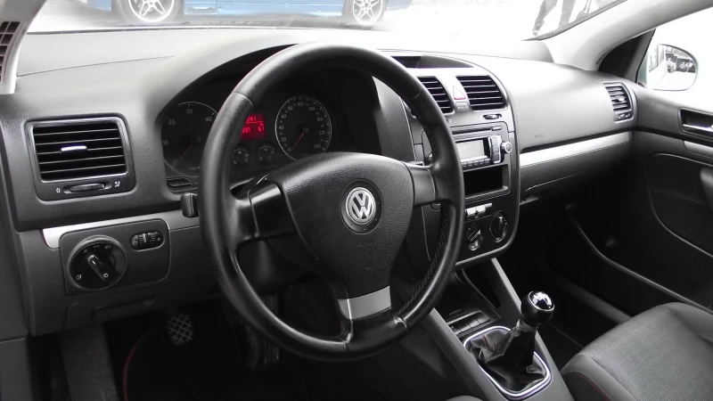 VW Golf 1.9.d.105.k.c.Goal.5.100 km., снимка 11 - Автомобили и джипове - 48661137