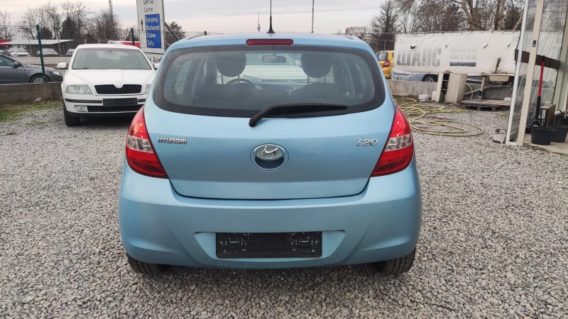 Hyundai I20 1.3i 78кс., снимка 7 - Автомобили и джипове - 48667842