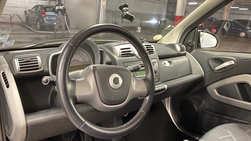 Smart Fortwo, снимка 8 - Автомобили и джипове - 49471351