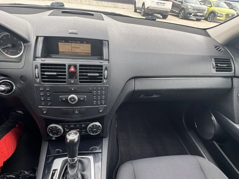Mercedes-Benz C 180 1.8 automatic GAZ, снимка 13 - Автомобили и джипове - 51771202