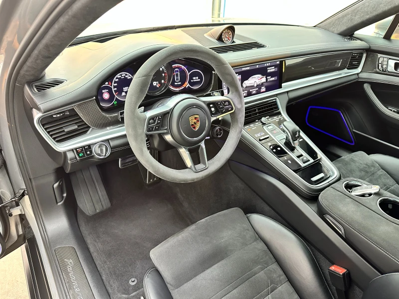 Porsche Panamera GTS/Matrix/Pano/Bose/HUD/Kamera/Softcl/, снимка 7 - Автомобили и джипове - 51906178