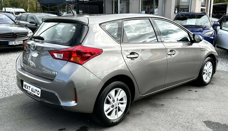 Toyota Auris 1.8HYBRID 99HP CAMERA EURO5B, снимка 5 - Автомобили и джипове - 52001160