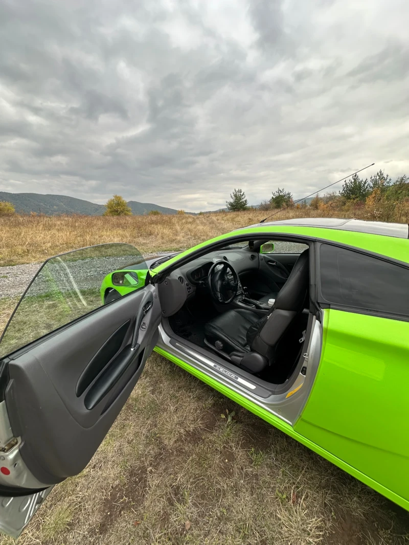 Toyota Celica 1.8VVTI, снимка 5 - Автомобили и джипове - 52807166