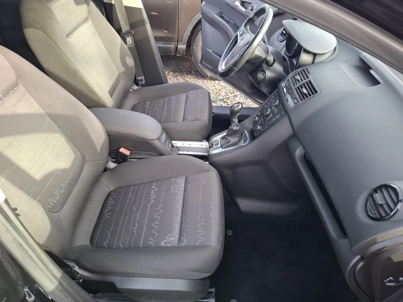 Opel Meriva 1.4 - 100кс. 102000км, снимка 9 - Автомобили и джипове - 52438144
