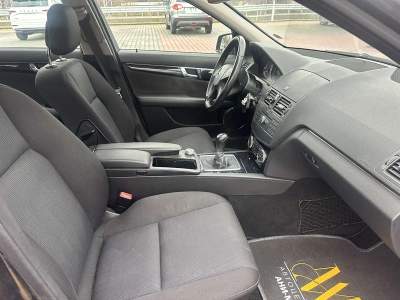 Mercedes-Benz C 220 2.2  CDI , снимка 11 - Автомобили и джипове - 52611598