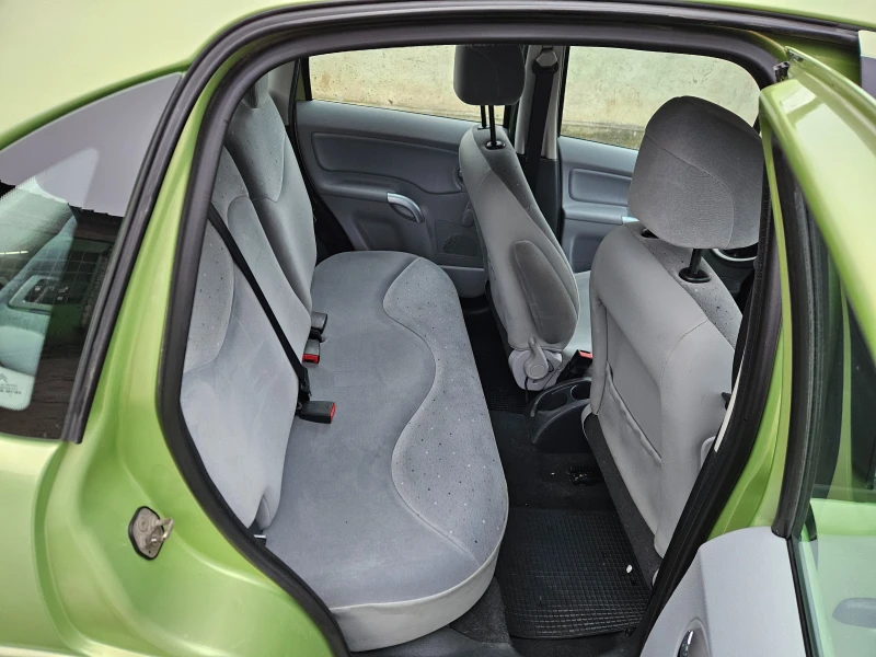 Citroen C3 1.4i Обслужен, снимка 10 - Автомобили и джипове - 52803593
