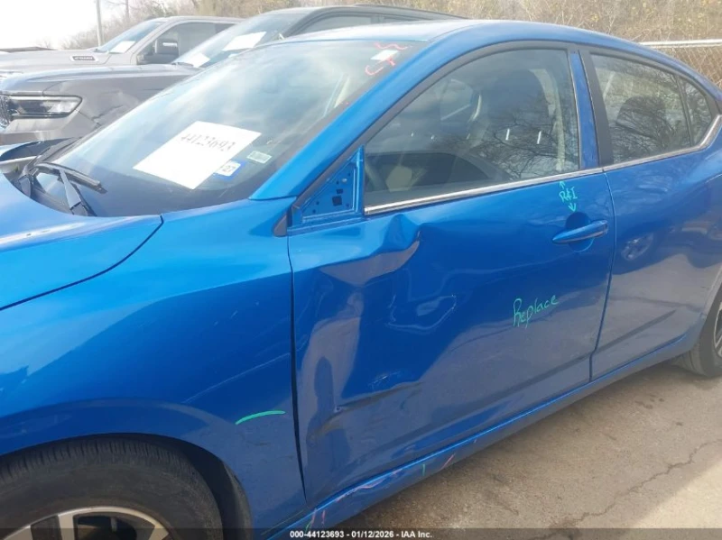 Nissan Sentra 2.0L I-4 DI, DOHC, VVT, 149HP Front Wheel Drive, снимка 11 - Автомобили и джипове - 53113105