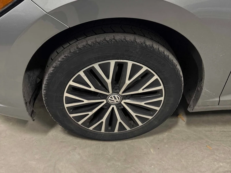 VW Jetta * Highline * CARFAX * БЕЗ ПЪРВОНАЧАЛНА ВНОСКА, снимка 7 - Автомобили и джипове - 53114734