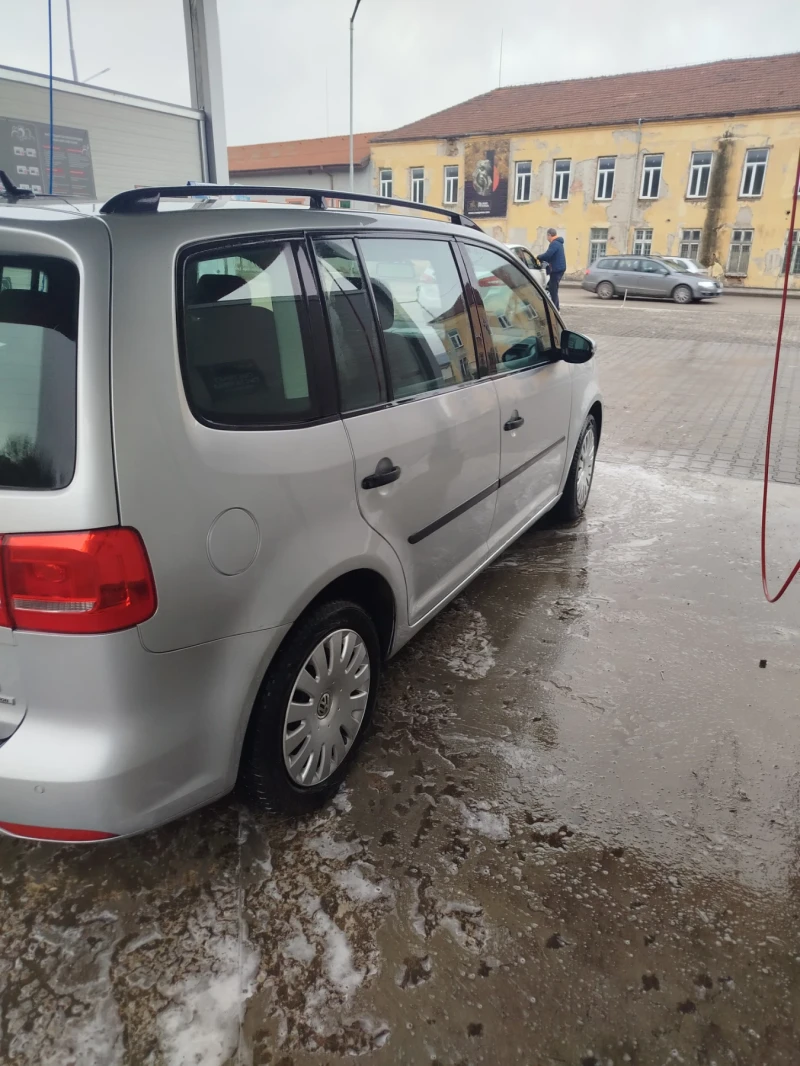 VW Touran Туаран , снимка 4 - Автомобили и джипове - 53278670