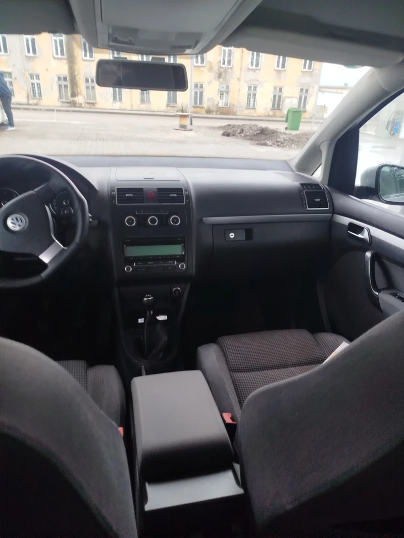 VW Touran Туаран , снимка 9 - Автомобили и джипове - 53278670