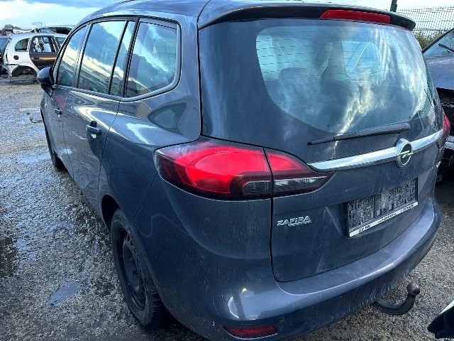 Opel Zafira 2.0TDI / A20DT, снимка 2 - Автомобили и джипове - 42991967