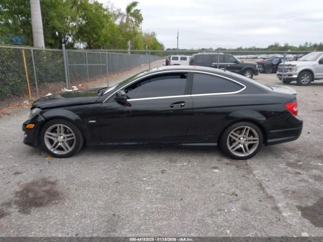 Mercedes-Benz C 350 SPORT* Кожа* Подгрев* НАВИ* Клип на мотора, снимка 15 - Автомобили и джипове - 53397982