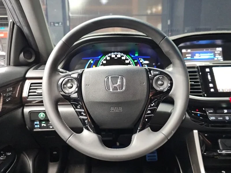 Honda Accord 2.0 Hybrid 9Th Generation, снимка 13 - Автомобили и джипове - 55841741