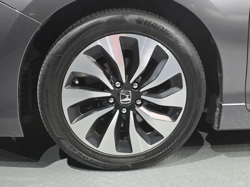 Honda Accord 2.0 Hybrid 9Th Generation, снимка 5 - Автомобили и джипове - 55841741