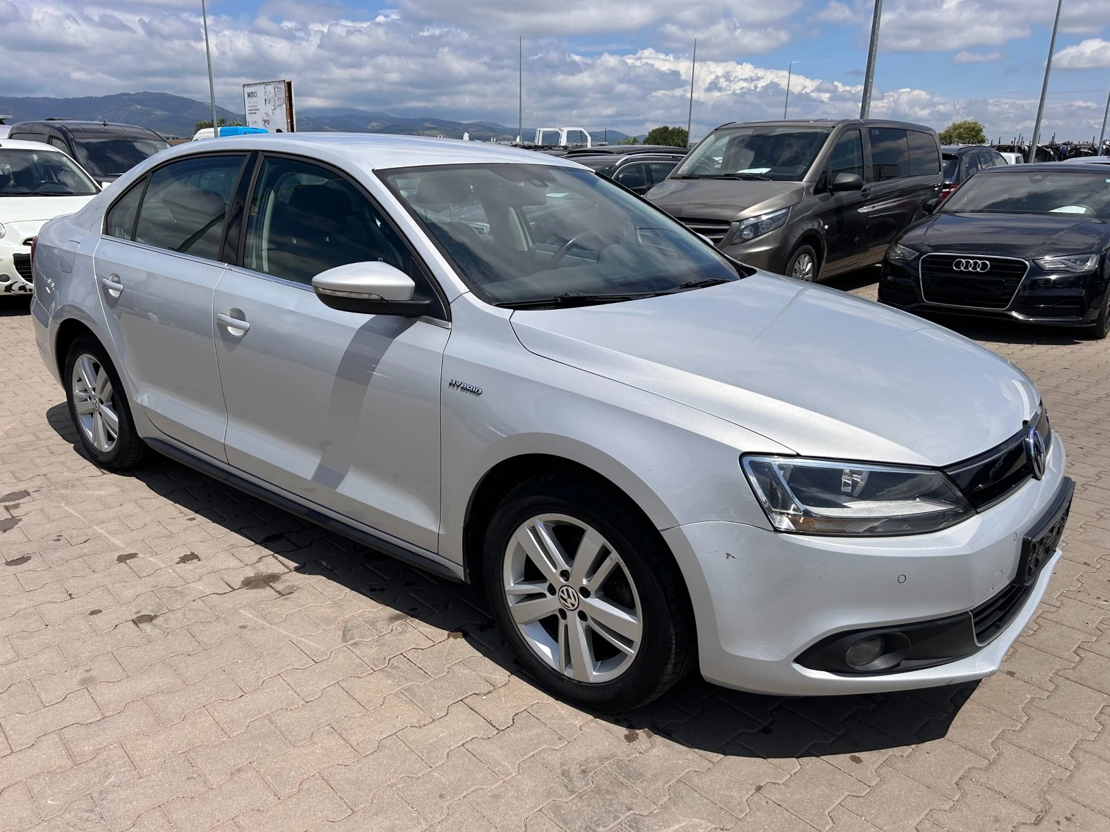 VW Jetta 1.4TSI HYBRID AVTOMAT/NAVI EURO 6 ЛИЗИНГ - изображение 4