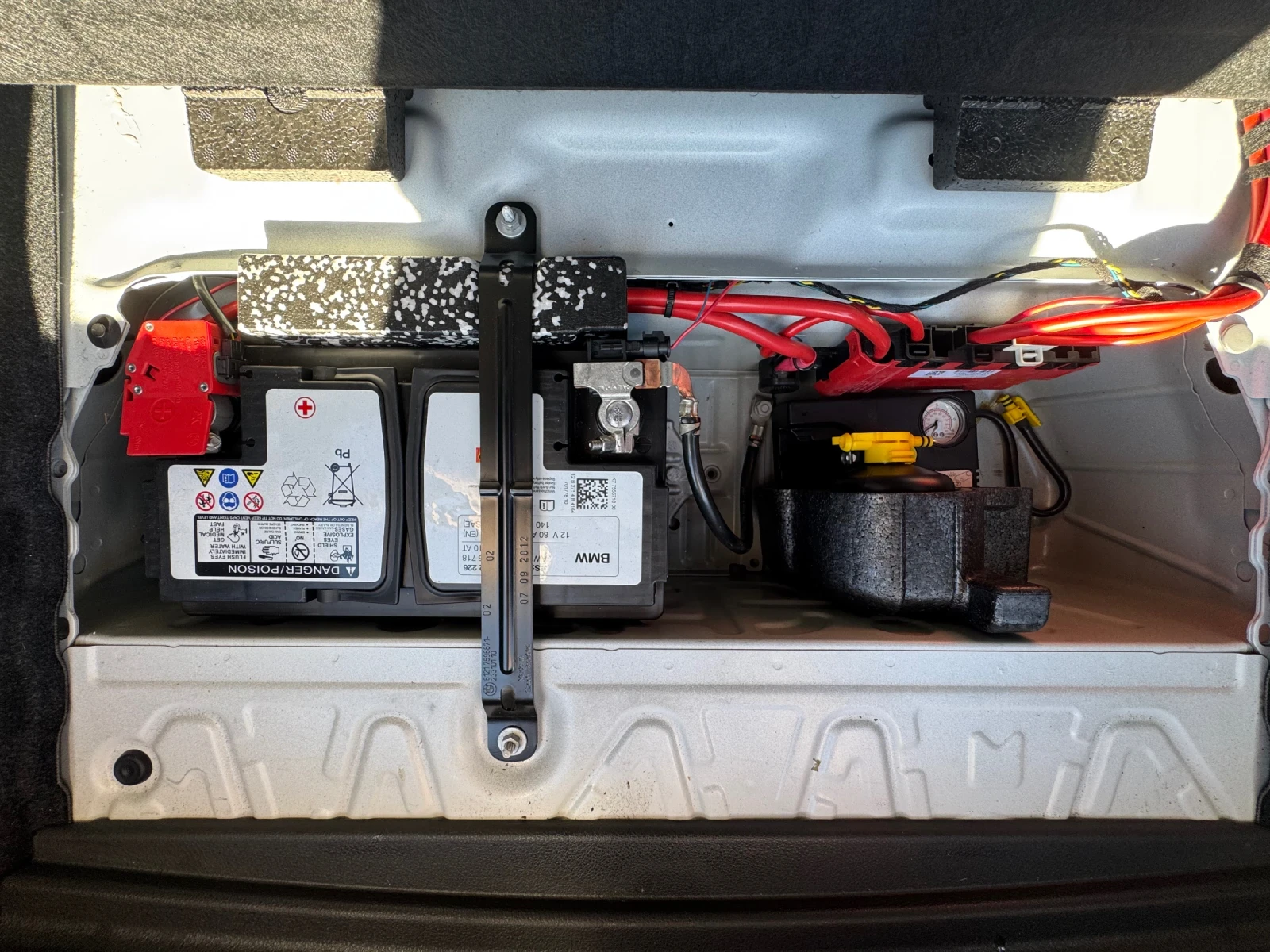 BMW 114 1.6i Turbo / Keyless / Multimedia | Mobile.bg   16