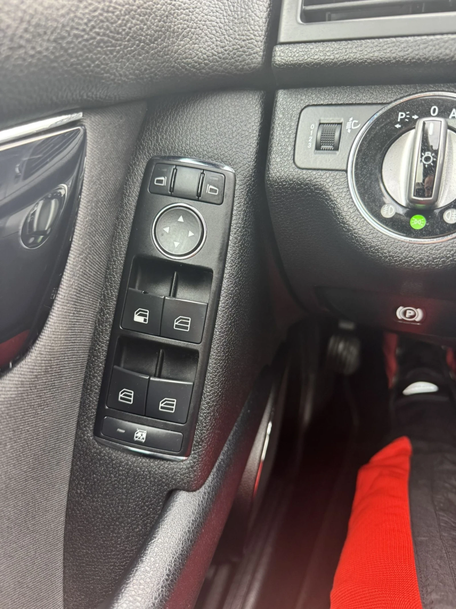 Mercedes-Benz C 180 1.8 automatic GAZ | Mobile.bg — изображение 12